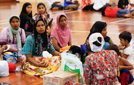 Malaysia begins screening 5,000 refugees for their planned return to Myanmar